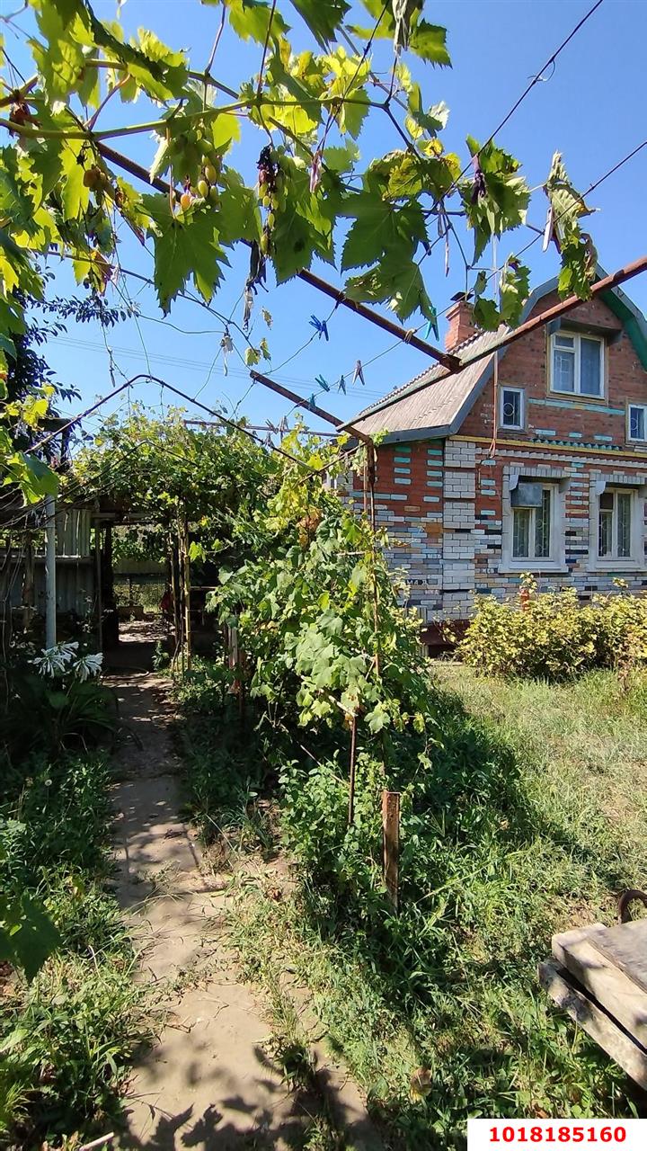 Фото №3: Дом 38&nbsp;м² + 8&nbsp;сот., 2&nbsp;эт. - Железнодорожник, мкр. Карасунский внутригородской округ, ул. Фиалковая