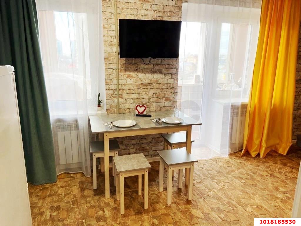 Фото №3: 1-комнатная квартира 41&nbsp;м², 7/7&nbsp;эт. - Краснодар, Западный внутригородской округ, мкр. Центральный, ул. Красная, 29