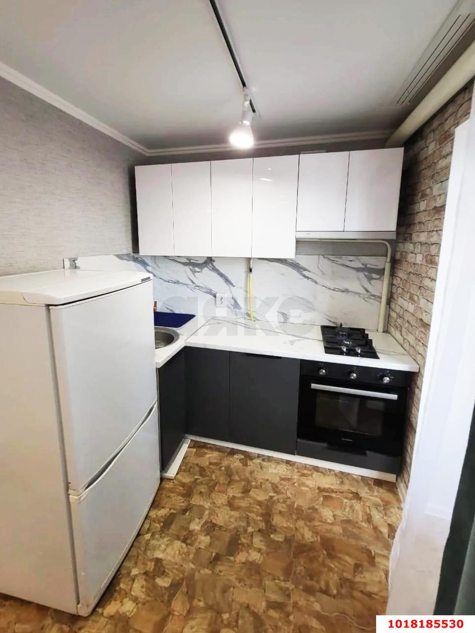 Фото №2: 1-комнатная квартира 41&nbsp;м², 7/7&nbsp;эт. - Краснодар, Западный внутригородской округ, мкр. Центральный, ул. Красная, 29