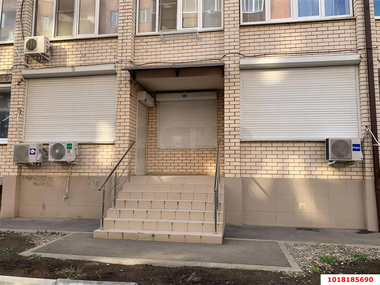 Фото №1: Торговое помещение 105&nbsp;м², 1/6&nbsp;эт. - Краснодар, Прикубанский внутригородской округ, мкр. Музыкальный, ул. имени С.В. Рахманинова, 24