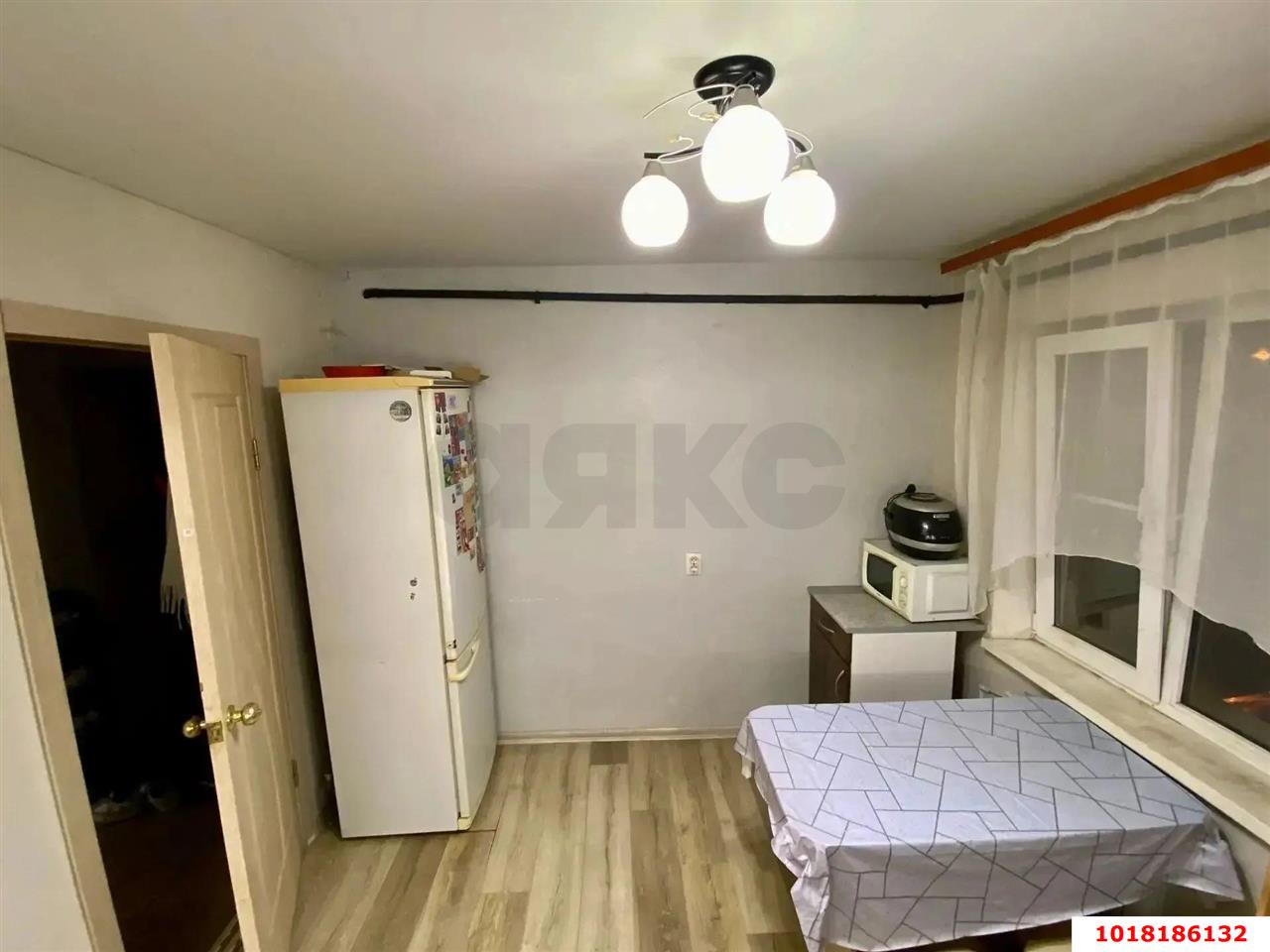 Фото №2: 2-комнатная квартира 45&nbsp;м², 2/2&nbsp;эт. - Краснодар, Прикубанский внутригородской округ, Горхутор, мкр. Отделение № 3 совхоза Солнечный, 15
