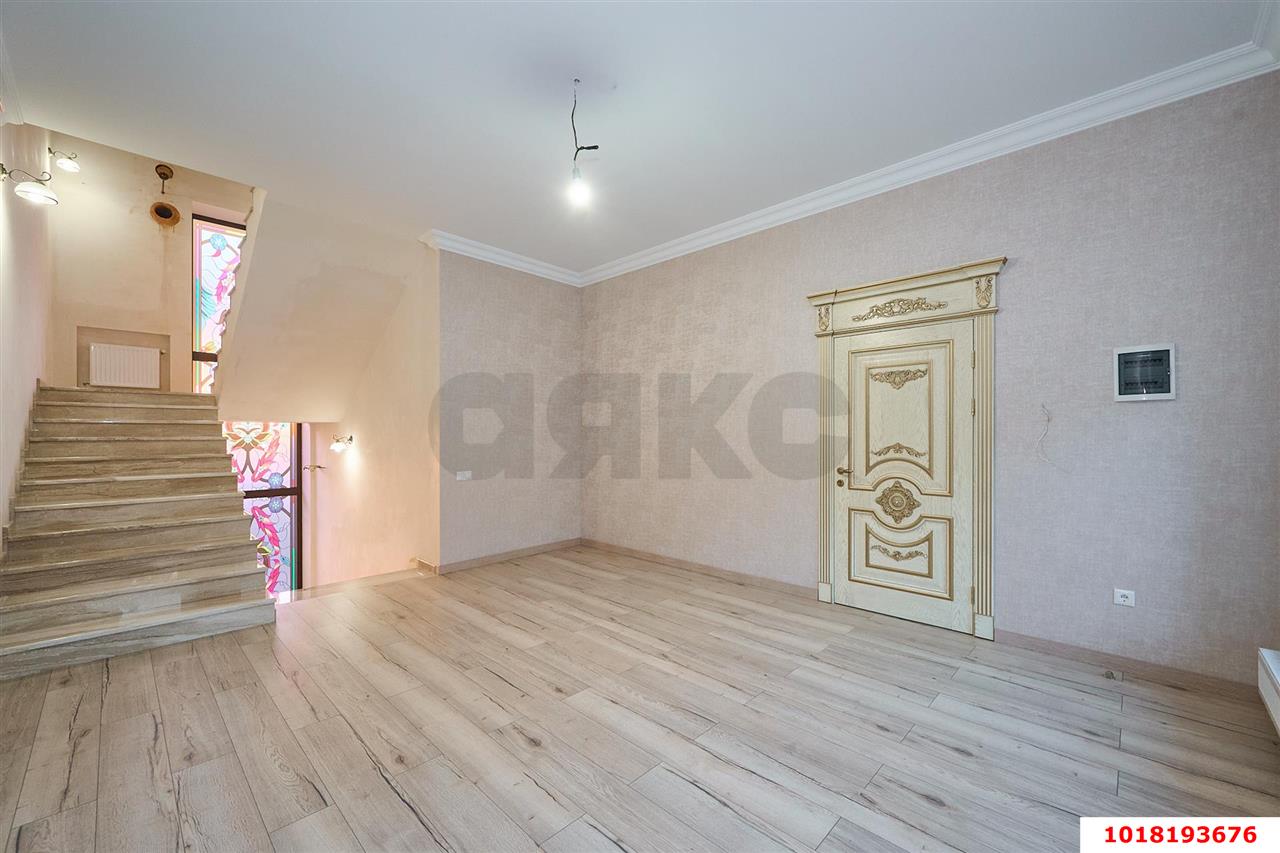 Фото №40: Дом 629&nbsp;м² + 8.98&nbsp;сот., 4&nbsp;эт. - Краснодар, Центральный внутригородской округ, Черёмушки, мкр. Дубинка, пр-д 1-й  Айвазовского, 19