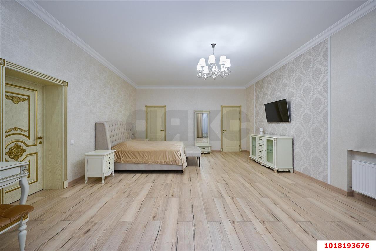 Фото №34: Дом 629&nbsp;м² + 8.98&nbsp;сот., 4&nbsp;эт. - Краснодар, Центральный внутригородской округ, Черёмушки, мкр. Дубинка, пр-д 1-й  Айвазовского, 19