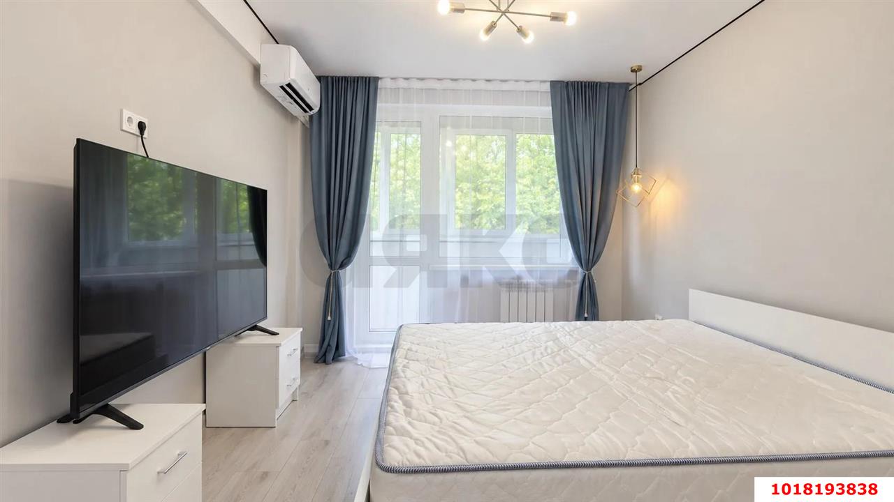 Фото №4: 3-комнатная квартира 59&nbsp;м², 4/5&nbsp;эт. - Краснодар, Прикубанский внутригородской округ, мкр. Завод Измерительных Приборов, ул. Карякина, 12
