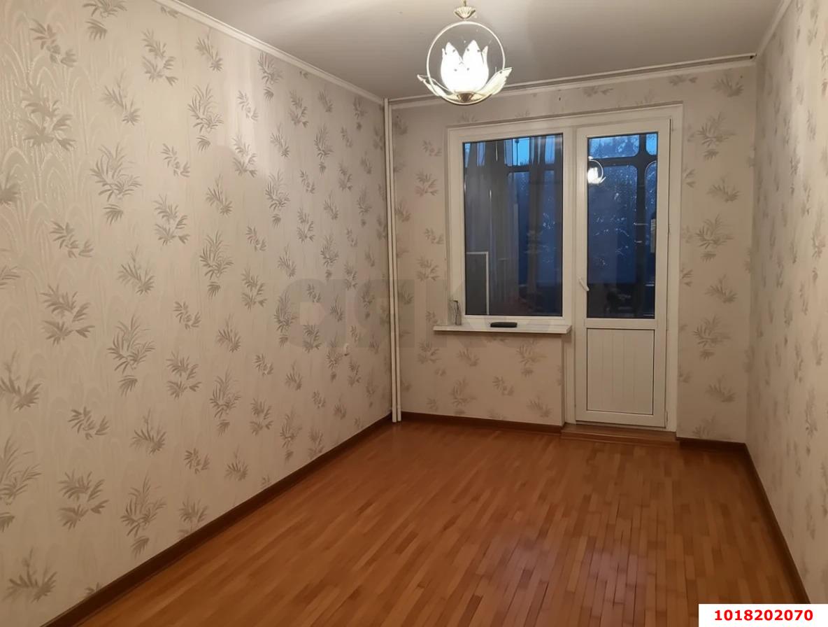 Фото №2: 3-комнатная квартира 73&nbsp;м², 2/9&nbsp;эт. - Краснодар, Карасунский внутригородской округ, мкр. Гидростроителей, ул. имени Игнатова, 67