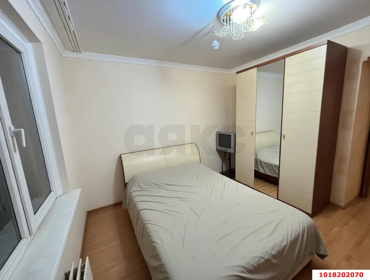 Фото №3: 3-комнатная квартира 73&nbsp;м², 2/9&nbsp;эт. - Краснодар, Карасунский внутригородской округ, мкр. Гидростроителей, ул. имени Игнатова, 67