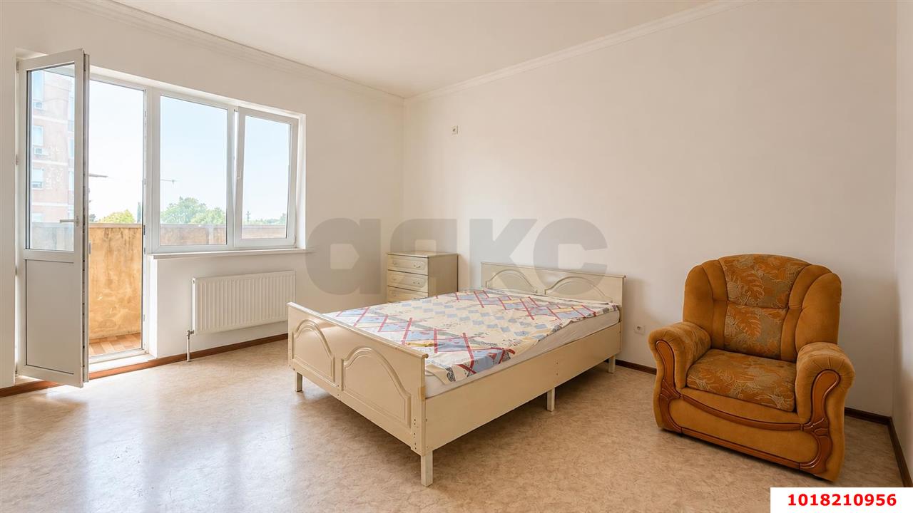 Фото №1: 2-комнатная квартира 82&nbsp;м², 3/16&nbsp;эт. - Краснодар, Кожзавод, мкр. Западный внутригородской округ, ул. Кожевенная, 30