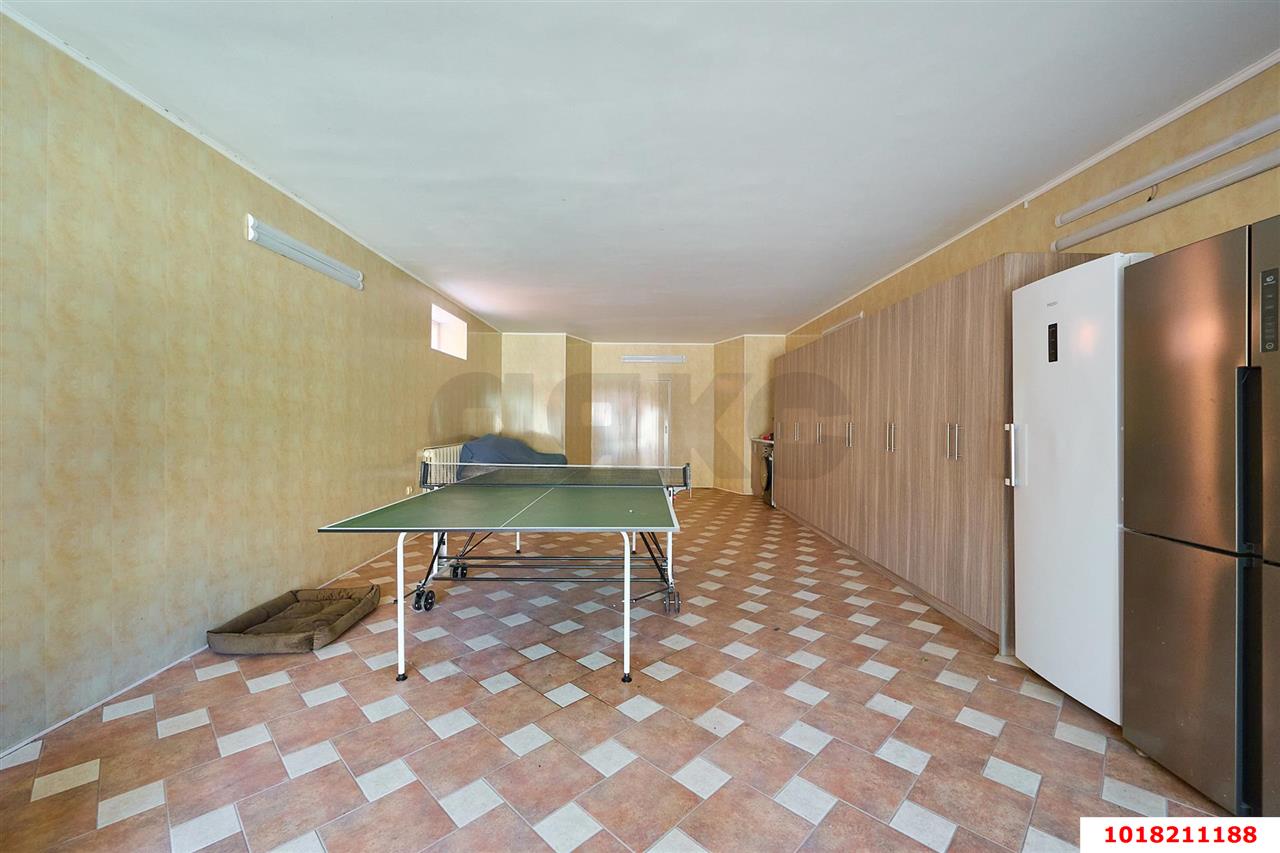Фото №22: Дом 297&nbsp;м² + 6&nbsp;сот., 2&nbsp;эт. - Краснодар, Центральный внутригородской округ, мкр. Центральный, ул. Будённого, 250