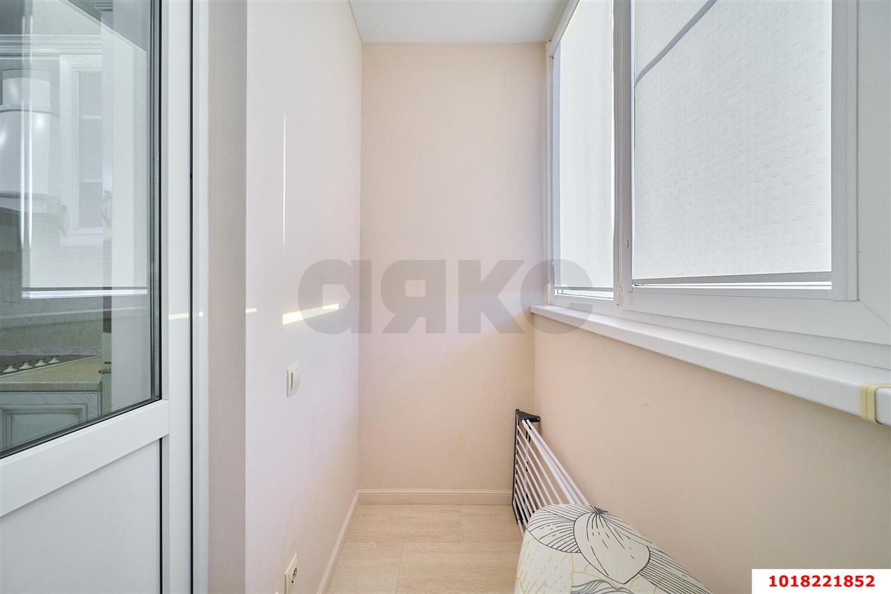Фото №8: 2-комнатная квартира 67&nbsp;м², 14/17&nbsp;эт. - Краснодар, Прикубанский внутригородской округ, мкр. имени Маршала Жукова, ул. Александра Покрышкина, 2/2