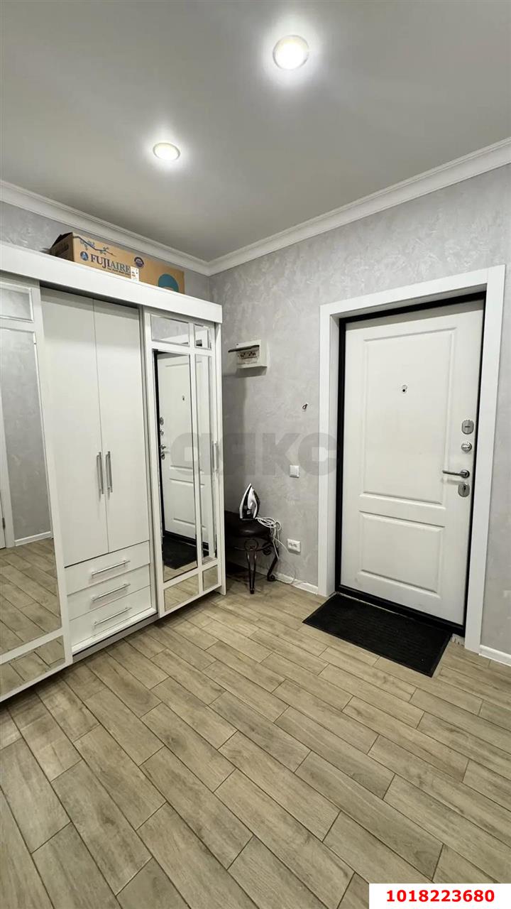 Фото №9: 1-комнатная квартира 40&nbsp;м², 1/20&nbsp;эт. - Краснодар, Прикубанский внутригородской округ, Завод Радиоизмерительных Приборов, п. Калинино, ул. Российская, 337