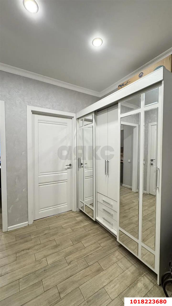 Фото №8: 1-комнатная квартира 40&nbsp;м², 1/20&nbsp;эт. - Краснодар, Прикубанский внутригородской округ, Завод Радиоизмерительных Приборов, п. Калинино, ул. Российская, 337
