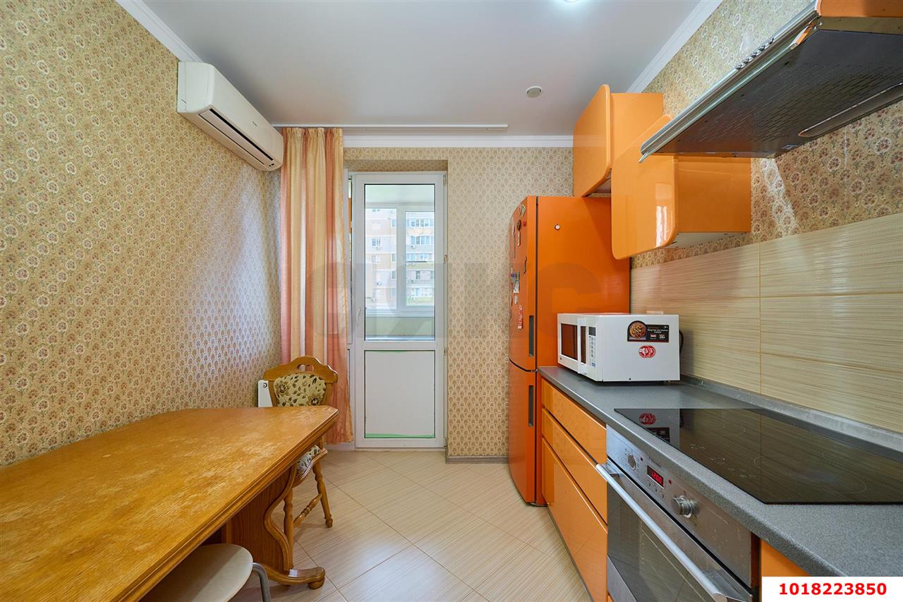 Фото №2: 3-комнатная квартира 68&nbsp;м², 3/10&nbsp;эт. - Краснодар, Прикубанский внутригородской округ, Славянский, мкр. Светлоград, ул. Красных Партизан, 1/4к3