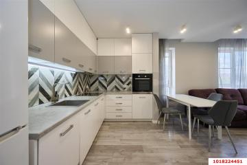 Фото №1: 2-комнатная квартира 60&nbsp;м², 5/23&nbsp;эт. - Краснодар, мкр. ЖК Седьмой Континент, ул. Совхозная, 1к3