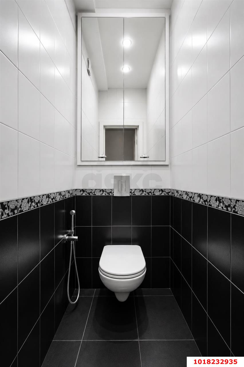 Фото №16: 2-комнатная квартира 83&nbsp;м², 11/19&nbsp;эт. - Краснодар, Западный внутригородской округ, ЖК Октябрьский, мкр. Центральный, ул. Октябрьская, 181/2