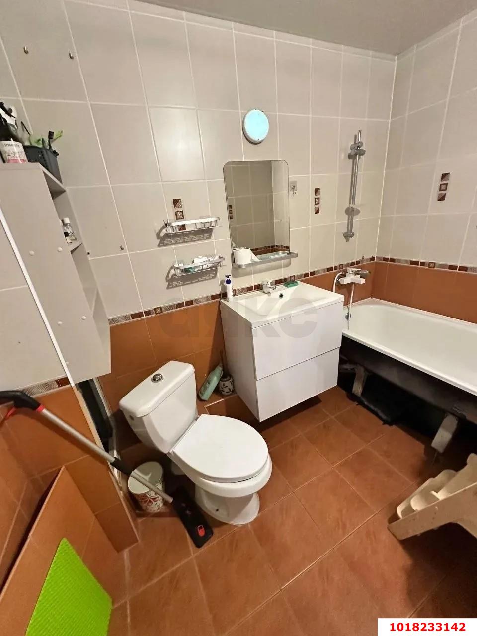 Фото №5: 1-комнатная квартира 42&nbsp;м², 6/16&nbsp;эт. - Краснодар, Прикубанский внутригородской округ, мкр. Завод Измерительных Приборов, ул. имени 40-летия Победы, 33/10