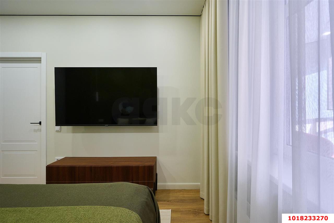 Фото №10: 1-комнатная квартира 44&nbsp;м², 17/22&nbsp;эт. - Краснодар, мкр. Прикубанский внутригородской округ, ул. Конгрессная, 20/1