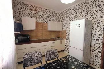 Фото №1: 1-комнатная квартира 41 м², 1/4 эт. - Краснодар, мкр. Завод Радиоизмерительных Приборов, ул. Сергиевская, 49