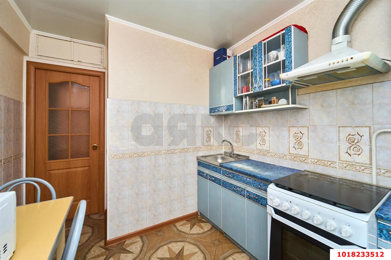Фото №4: 3-комнатная квартира 59&nbsp;м², 5/5&nbsp;эт. - Краснодар, Карасунский внутригородской округ, мкр. Гидростроителей, ул. имени Дмитрия Благоева, 2
