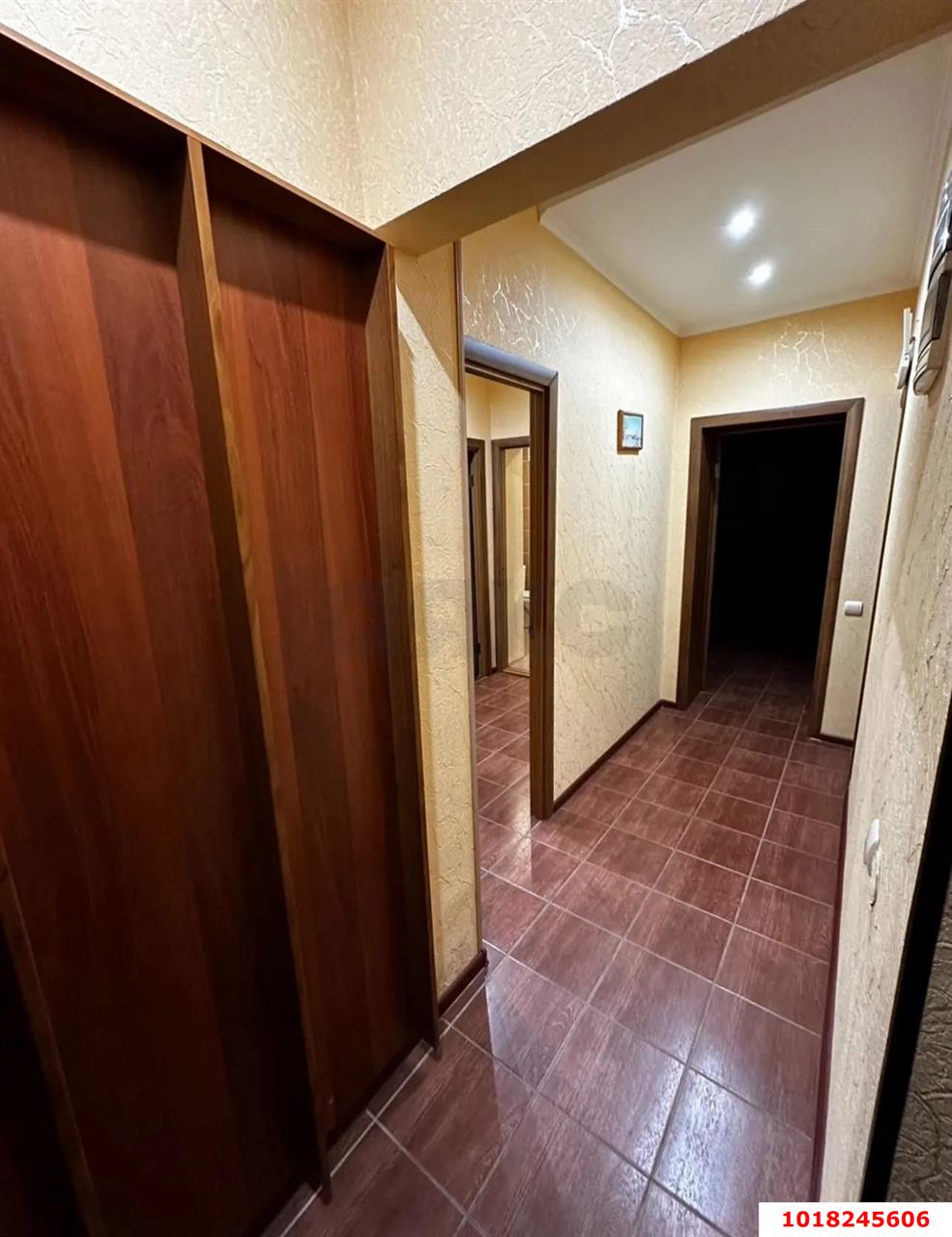 Фото №9: 3-комнатная квартира 68&nbsp;м², 1/6&nbsp;эт. - курортный  Домбай, мкр. курорт Домбай, ул. Аланская, 25