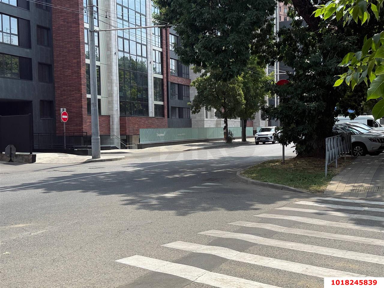 Фото №5: Торговое помещение 79&nbsp;м², 1/12&nbsp;эт. - Краснодар, Западный внутригородской округ, мкр. ЖК Эндемик, ул. Шоссе Нефтяников, 26
