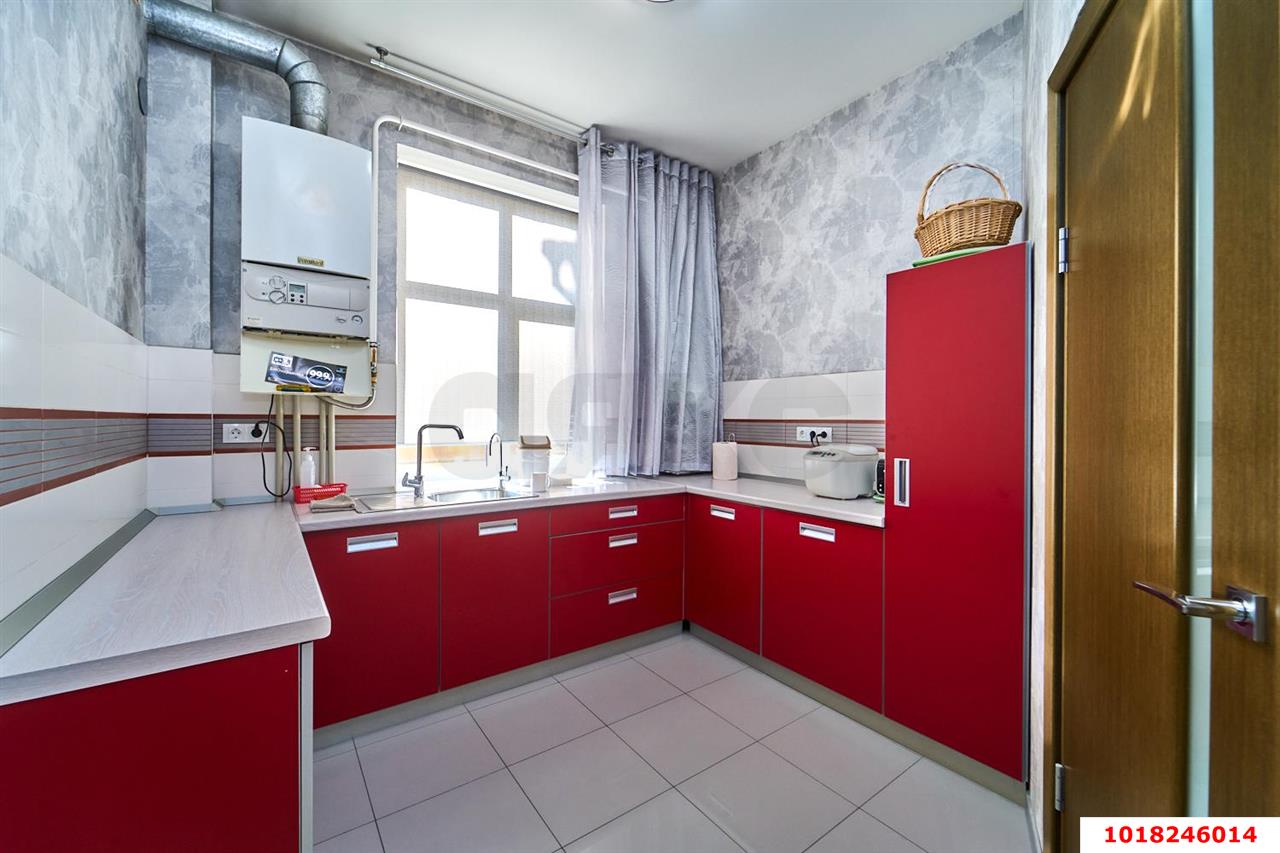 Фото №8: Дом 250&nbsp;м² + 10&nbsp;сот., 2&nbsp;эт. - Краснодар, Карасунский внутригородской округ, ж/р Новознаменский, пр-д Соборный