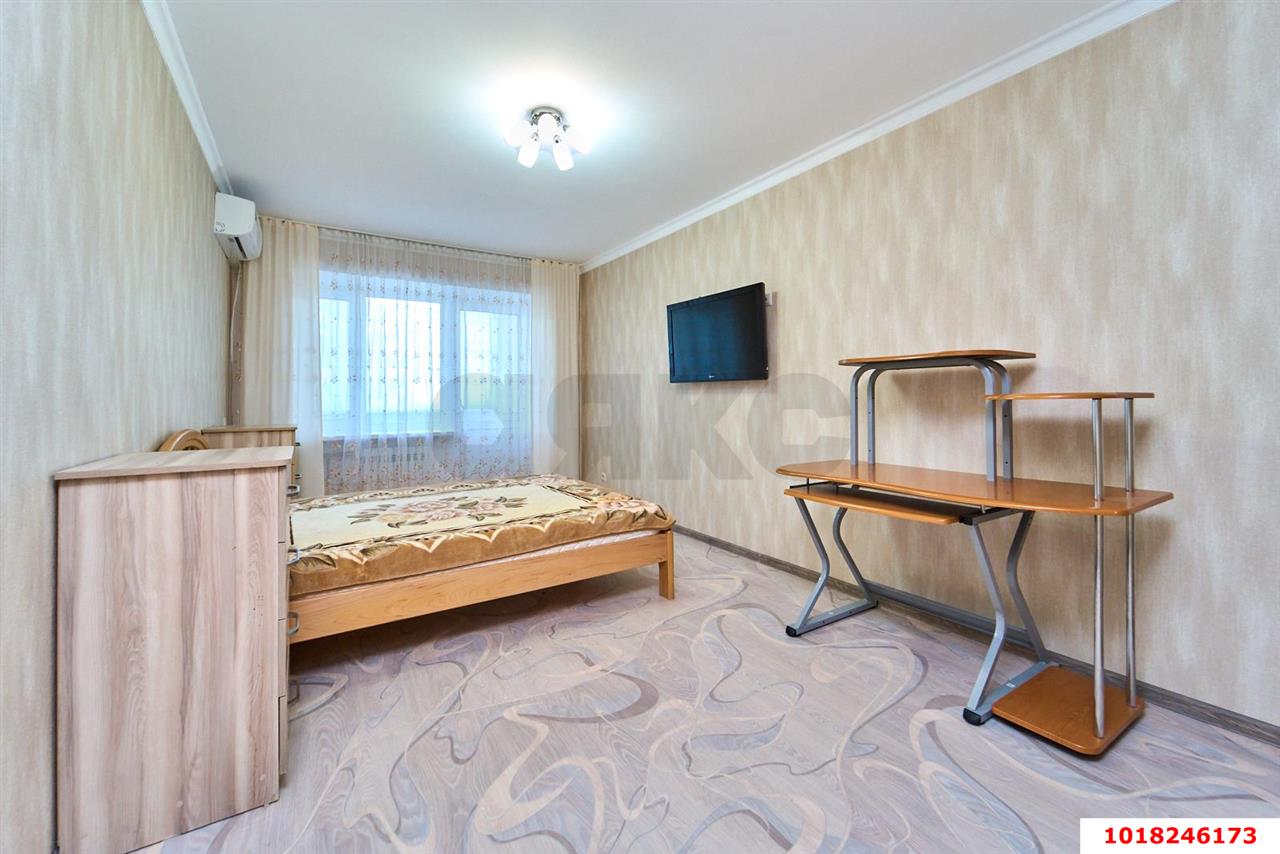 Фото №4: 2-комнатная квартира 44&nbsp;м², 4/9&nbsp;эт. - Краснодар, Западный внутригородской округ, мкр. Центральный, ул. Красная, 29