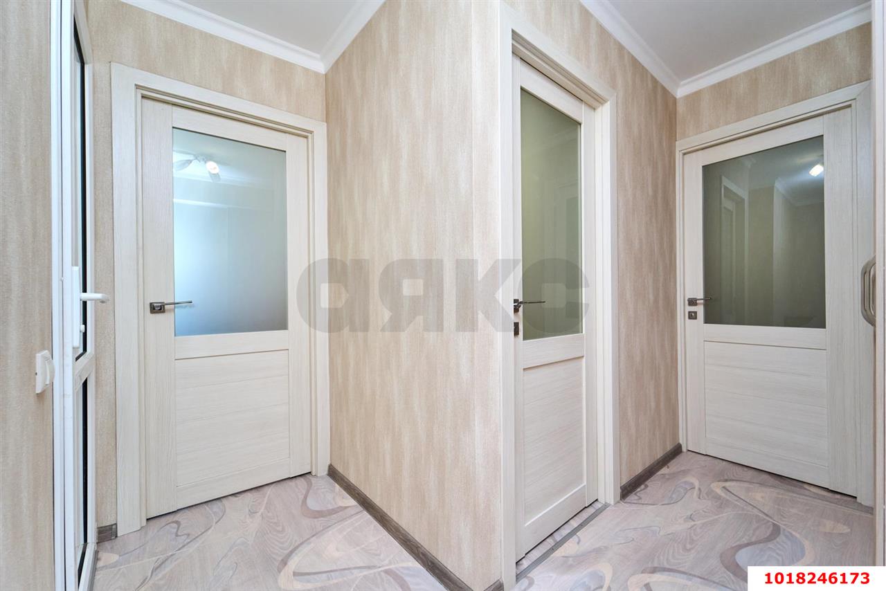 Фото №13: 2-комнатная квартира 44&nbsp;м², 4/9&nbsp;эт. - Краснодар, Западный внутригородской округ, мкр. Центральный, ул. Красная, 29