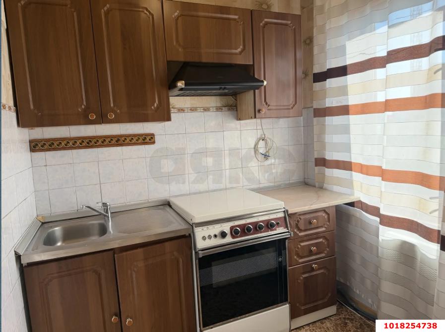 Фото №9: 3-комнатная квартира 63&nbsp;м², 5/5&nbsp;эт. - Краснодар, мкр. Западный внутригородской округ, ул. 4-я Линия Нефтяников, 5