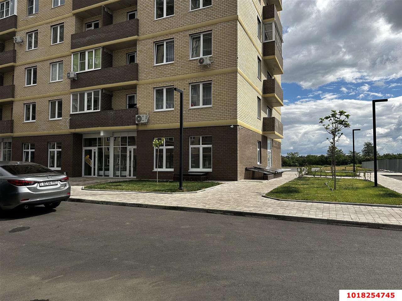 Фото №2: Торговое помещение 65&nbsp;м², 1/16&nbsp;эт. - Краснодар, Прикубанский внутригородской округ, мкр. жилой комплекс Дыхание, ул. Лётчика Позднякова, 2к29