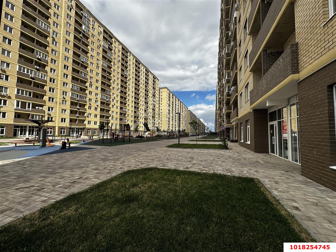 Фото №5: Торговое помещение 65&nbsp;м², 1/16&nbsp;эт. - Краснодар, Прикубанский внутригородской округ, мкр. жилой комплекс Дыхание, ул. Лётчика Позднякова, 2к29
