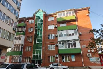 Фото №1: 1-комнатная квартира 40 м², 5/5 эт. - Российский, мкр. Прикубанский внутригородской округ, пр-д Тверской, 7