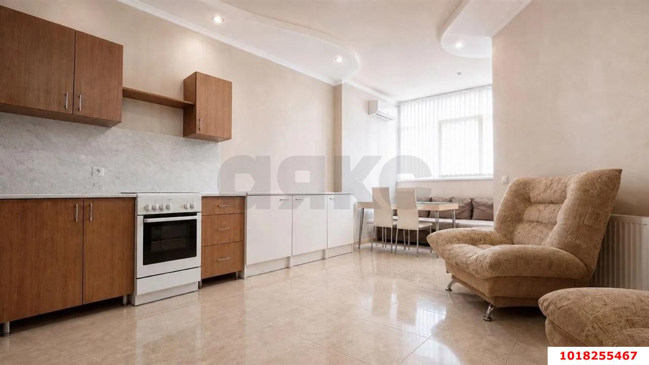 Фото №3: 2-комнатная квартира 90&nbsp;м², 4/24&nbsp;эт. - Краснодар, Западный внутригородской округ, ЖК Новый Город, мкр. Юбилейный, б-р Клары Лучко, 14к2