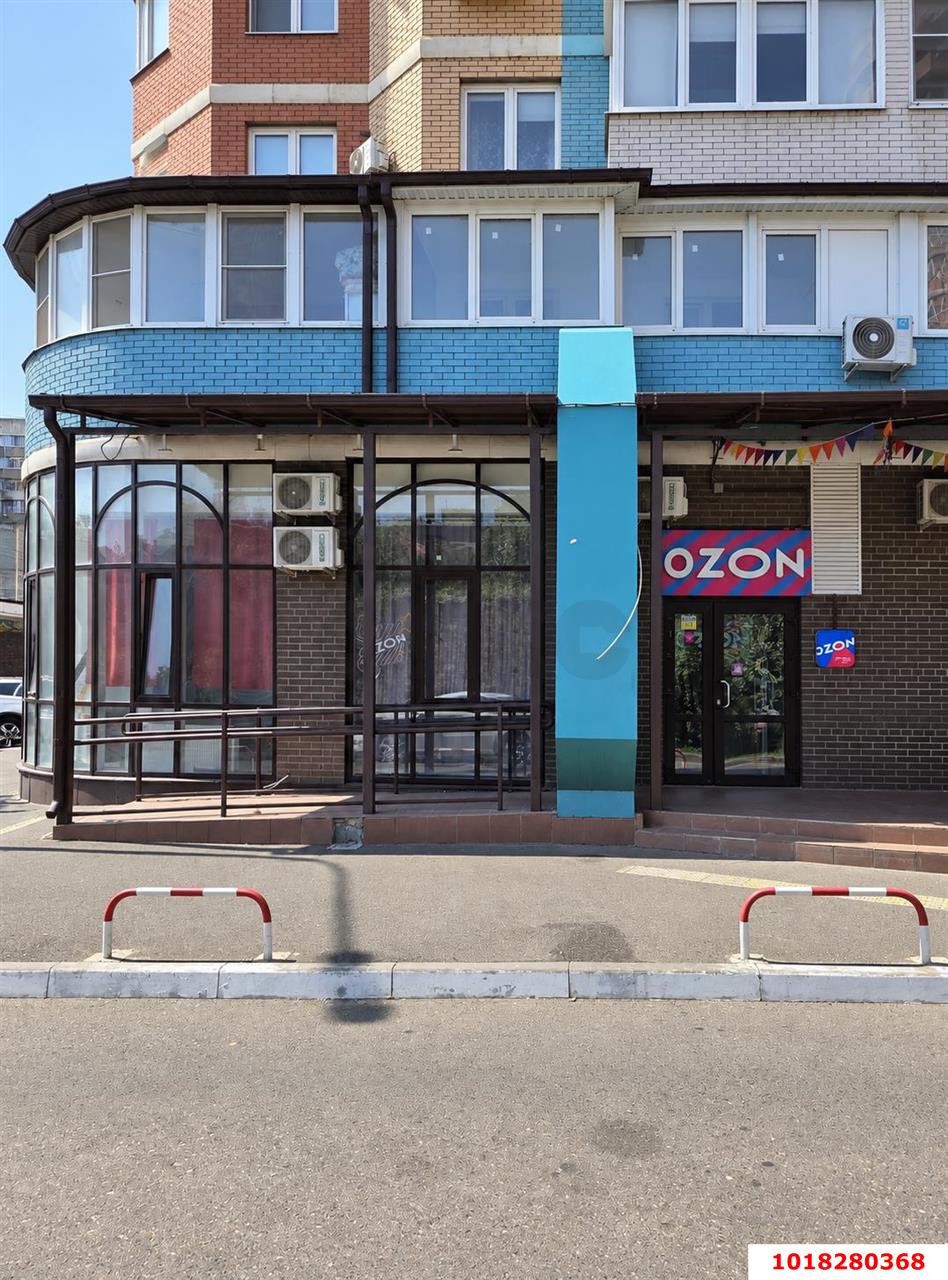 Фото №4: Торговое помещение 75&nbsp;м², 1/24&nbsp;эт. - Краснодар, Карасунский внутригородской округ, Черёмушки, мкр. ЖК Большая Таманская, ул. Таманская, 153к2