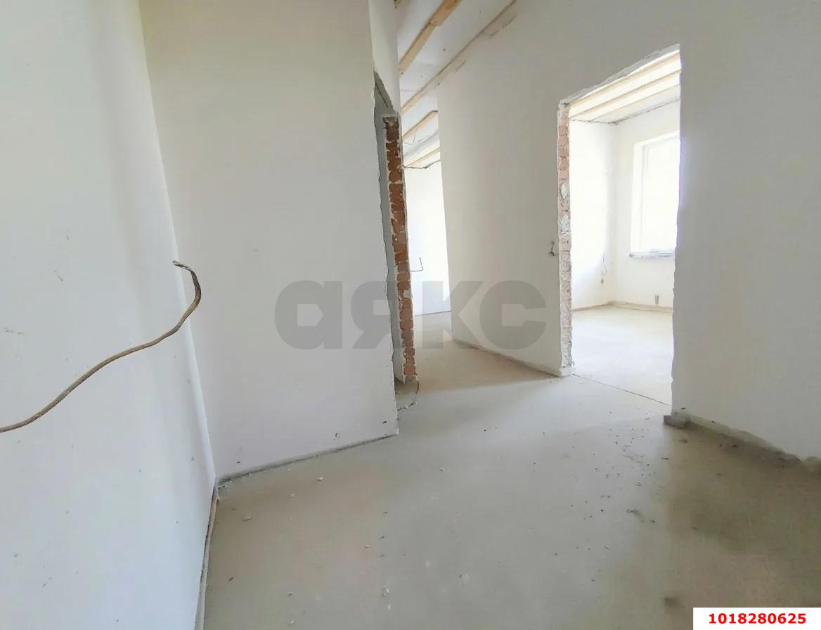 Фото №7: 1-комнатная квартира 48&nbsp;м², 4/4&nbsp;эт. - Краснодар, Карасунский внутригородской округ, ж/м Пашковский, ул. Карасунская, 257