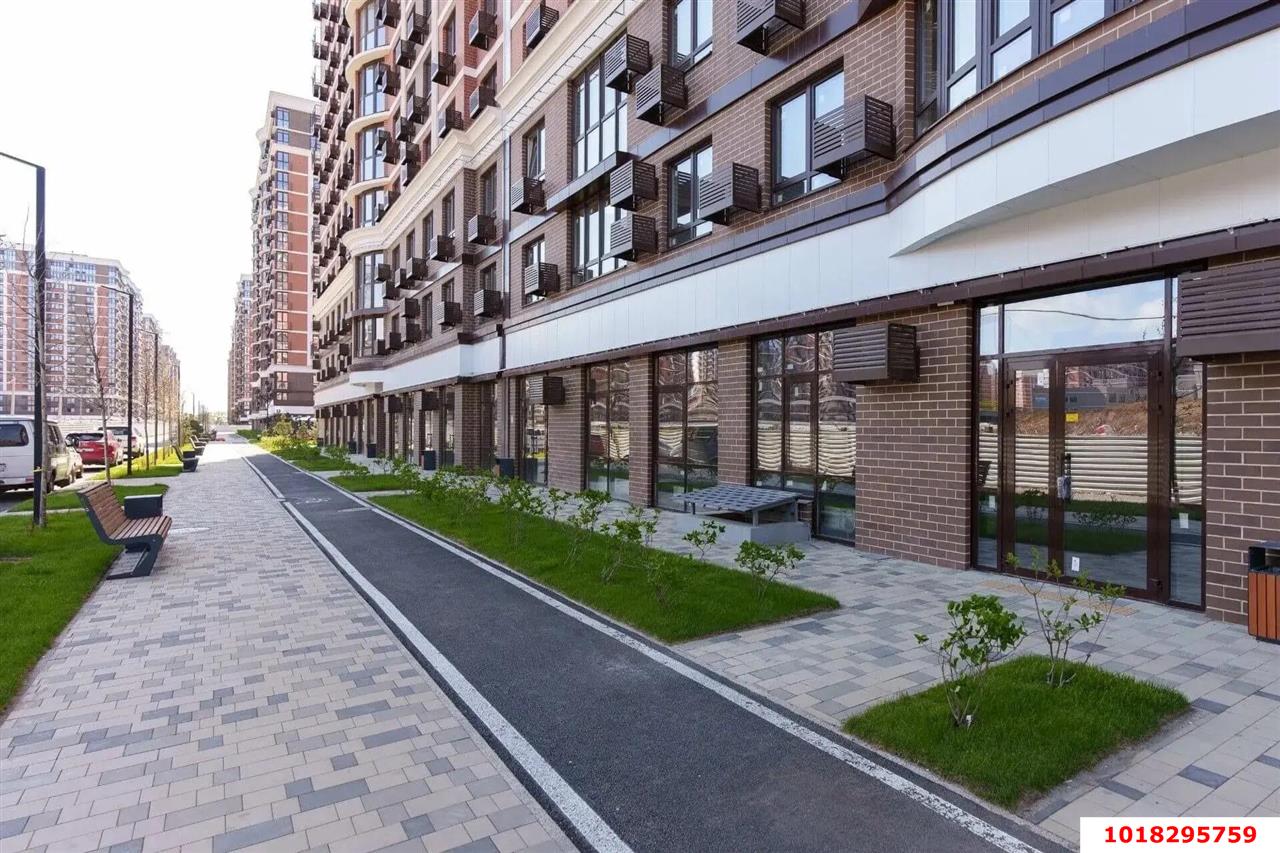 Фото №11: Студия 35&nbsp;м², 8/16&nbsp;эт. - Краснодар, Прикубанский внутригородской округ, мкр. ЖК Самолёт-6, ул. Ивана Беличенко, 90к3