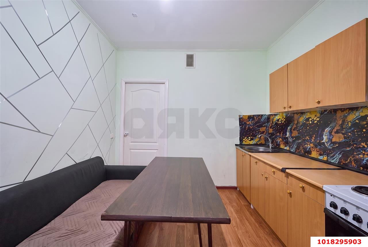 Фото №7: 1-комнатная квартира 36&nbsp;м², 4/16&nbsp;эт. - Краснодар, Прикубанский внутригородской округ, мкр. Московский, ул. им. Артюшкова В.Д., 11