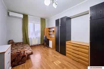 Фото №1: 1-комнатная квартира 36 м², 4/16 эт. - Краснодар, мкр. Московский, ул. им. Артюшкова В.Д., 11