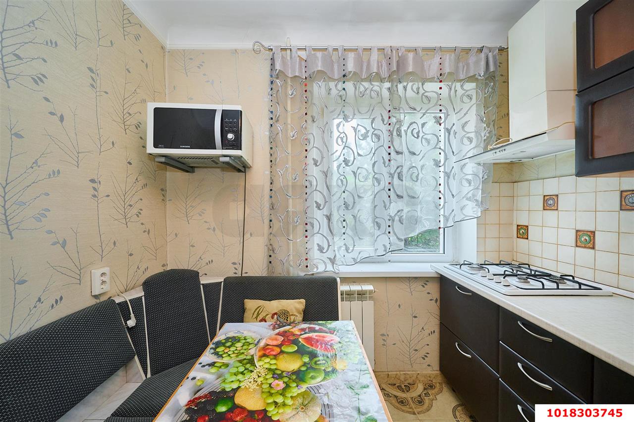 Фото №3: 1-комнатная квартира 35&nbsp;м², 3/5&nbsp;эт. - Краснодар, Центральный внутригородской округ, мкр. Завод Измерительных Приборов, ул. Ростовское шоссе, 10