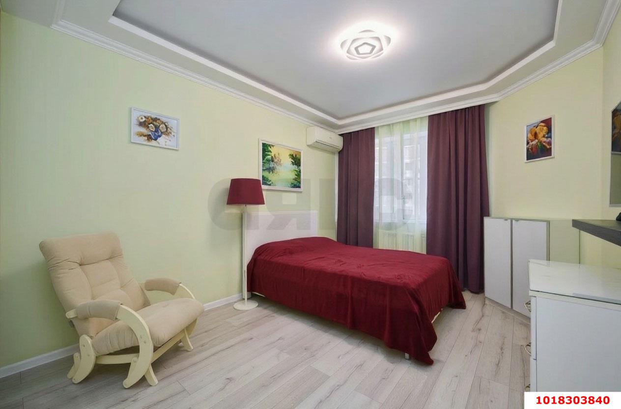 Фото №2: 2-комнатная квартира 90&nbsp;м², 3/4&nbsp;эт. - Краснодар, Калинино, имени Петра Метальникова, ЖК Жилой Квартал, мкр. Прикубанский внутригородской округ, ул. Ивана Рослого, 18к3