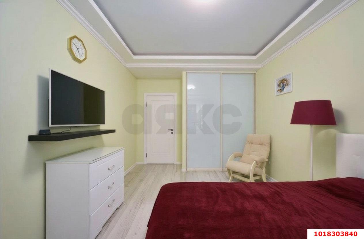 Фото №3: 2-комнатная квартира 90&nbsp;м², 3/4&nbsp;эт. - Краснодар, Калинино, имени Петра Метальникова, ЖК Жилой Квартал, мкр. Прикубанский внутригородской округ, ул. Ивана Рослого, 18к3