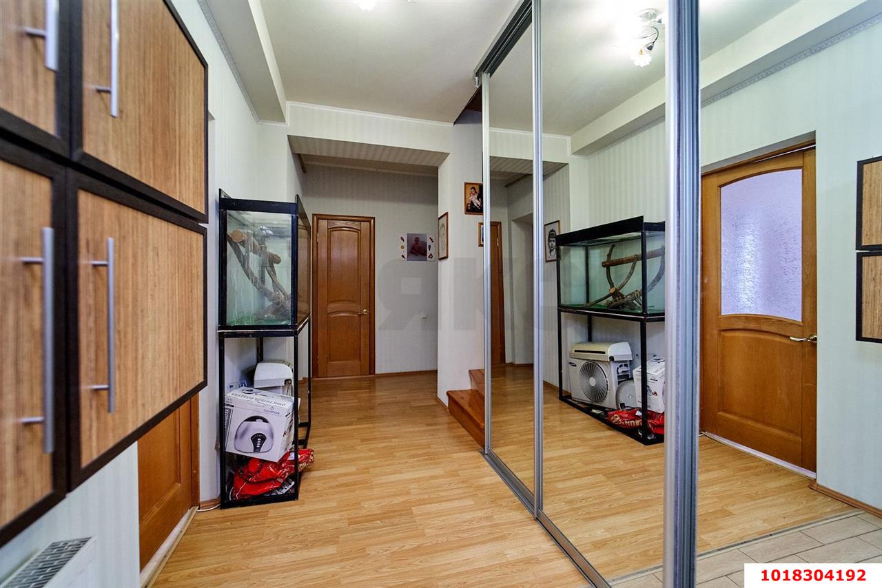Фото №5: 3-комнатная квартира 157&nbsp;м², 7/8&nbsp;эт. - Краснодар, Прикубанский внутригородской округ, мкр. Восточно-Кругликовский, ул. Черкасская, 81