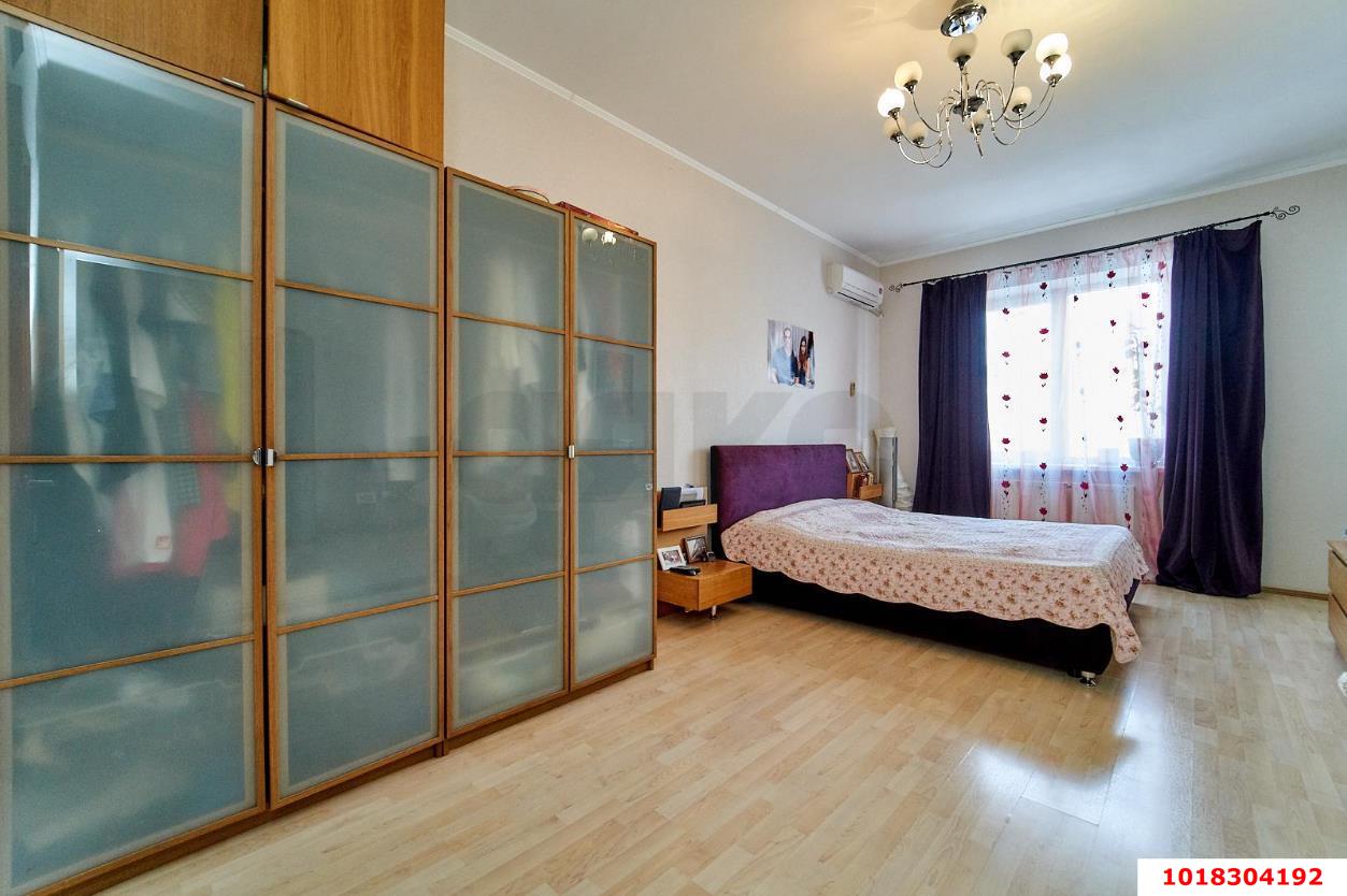 Фото №12: 3-комнатная квартира 157&nbsp;м², 7/8&nbsp;эт. - Краснодар, Прикубанский внутригородской округ, мкр. Восточно-Кругликовский, ул. Черкасская, 81