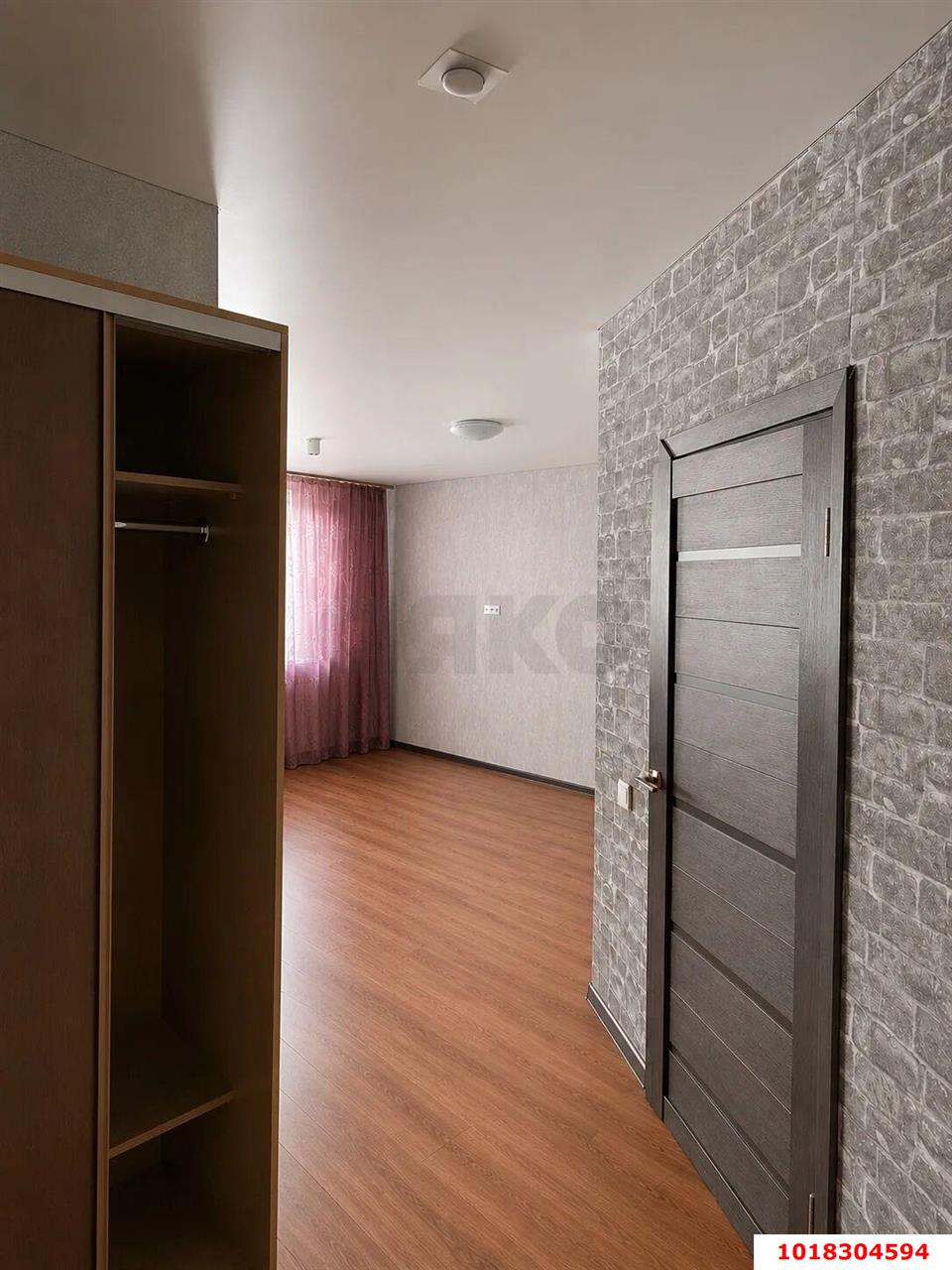 Фото №10: 3-комнатная квартира 100&nbsp;м², 9/10&nbsp;эт. - Краснодар, Прикубанский внутригородской округ, мкр. Музыкальный, ул. Агрохимическая, 136/1