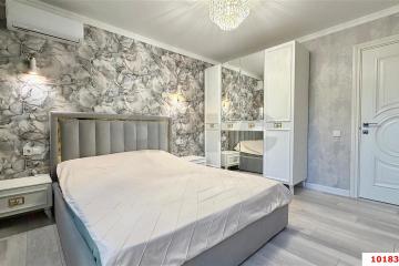 Фото №1: 3-комнатная квартира 91 м², 1/16 эт. - Краснодар, мкр. Репино, пр-д Репина, 38