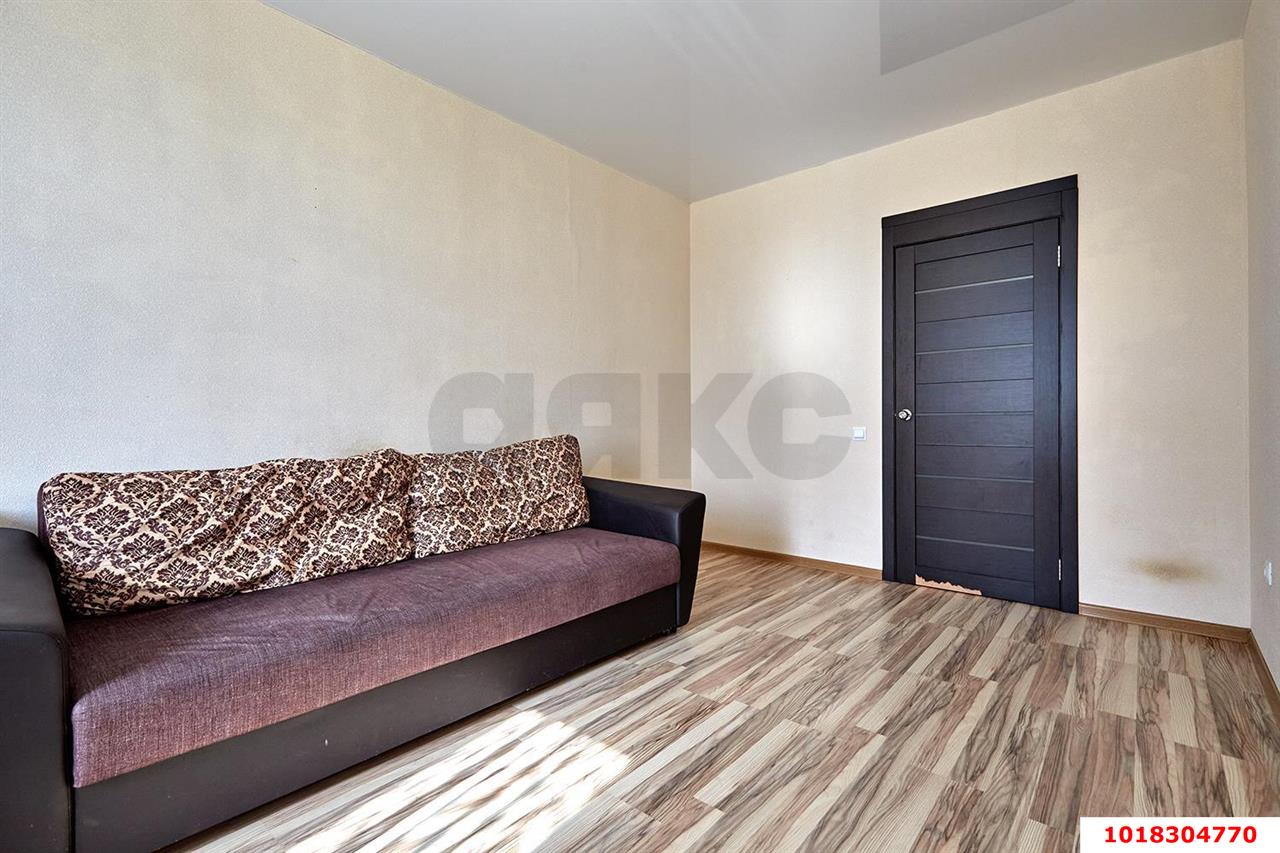 Фото №4: 1-комнатная квартира 40&nbsp;м², 11/16&nbsp;эт. - Краснодар, Прикубанский внутригородской округ, 2-я Площадка, мкр. жилой комплекс Кремлёвские Ворота, ул. Кореновская, 2к3