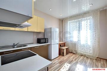 Фото №1: 1-комнатная квартира 37&nbsp;м², 11/16&nbsp;эт. - Краснодар, мкр. жилой комплекс Кремлёвские Ворота, ул. Кореновская, 2к3