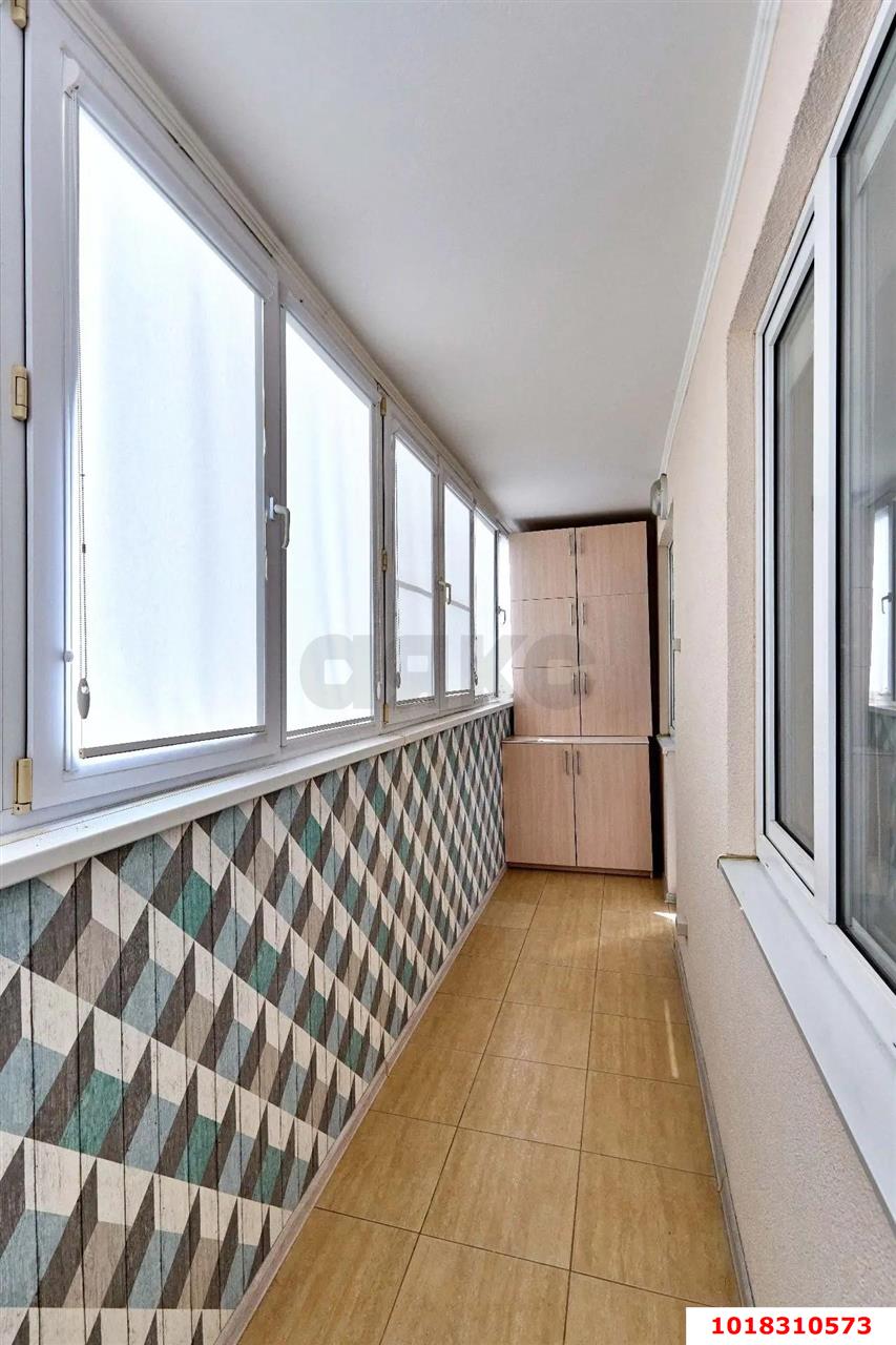 Фото №11: 1-комнатная квартира 43&nbsp;м², 4/19&nbsp;эт. - Краснодар, Западный внутригородской округ, мкр. Центральный, ул. Кубанская набережная, 64