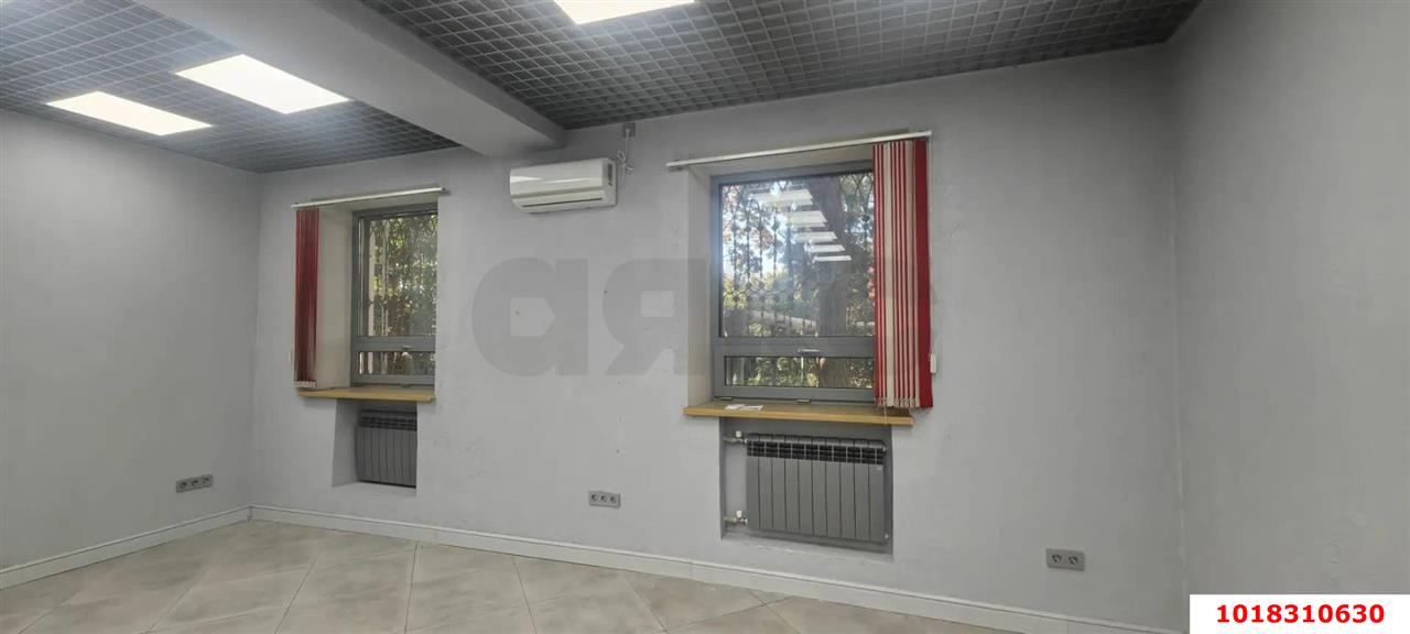 Фото №5: 2-комнатная квартира 59&nbsp;м², 1/4&nbsp;эт. - Краснодар, Центральный внутригородской округ, мкр. Дубинка, ул. Ставропольская, 174