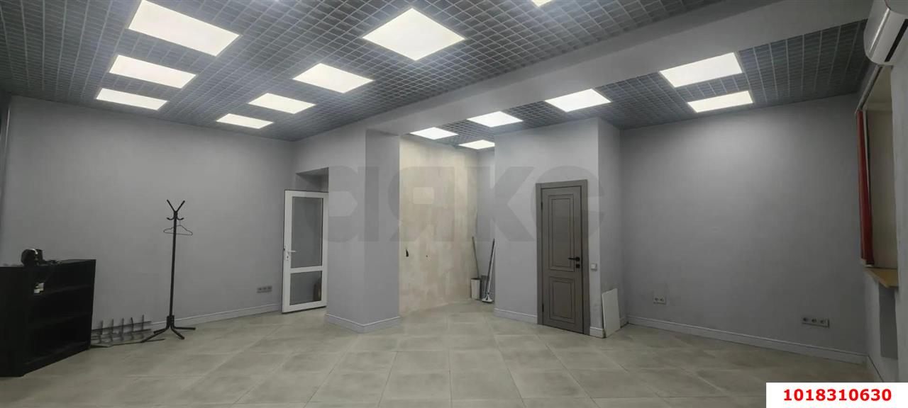 Фото №4: 2-комнатная квартира 59&nbsp;м², 1/4&nbsp;эт. - Краснодар, Центральный внутригородской округ, мкр. Дубинка, ул. Ставропольская, 174