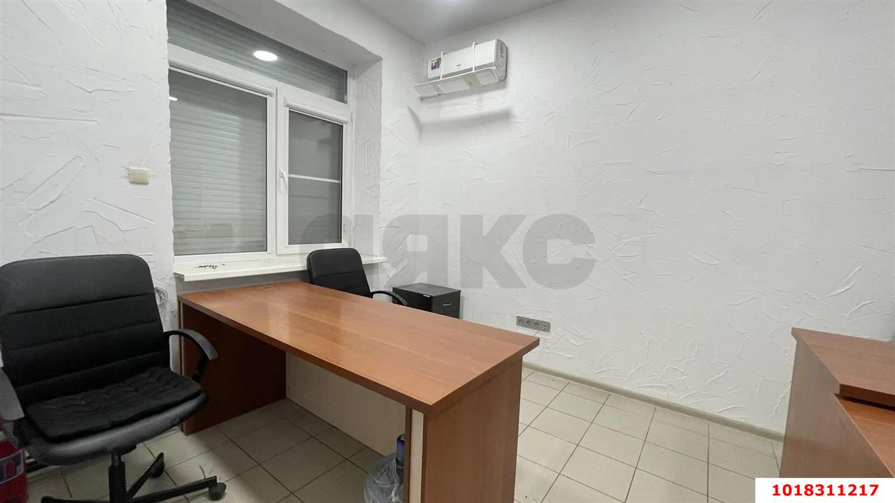 Фото №3: Студия 79&nbsp;м², 1/17&nbsp;эт. - Краснодар, Карасунский внутригородской округ, мкр. Комсомольский, ул. Тюляева, 2/1